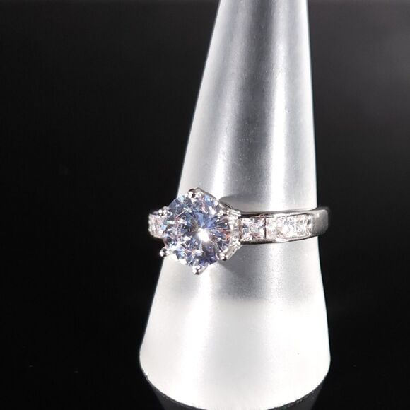 Simulated Diamond Ring Silvertone Size 8 - Picture 7 of 13